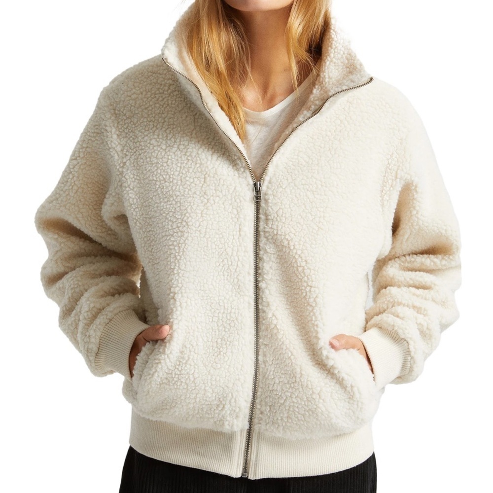 All in motion Sherpa sweatshirt